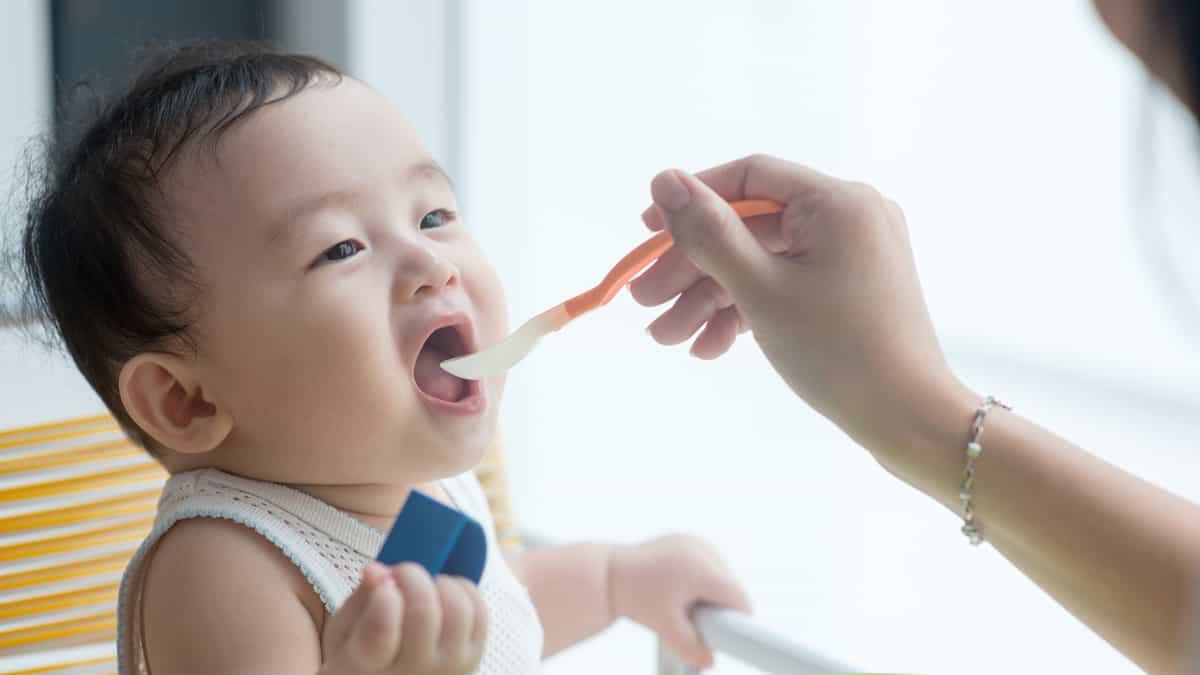 婴儿猛长期四大信号：如何识别宝宝发育是否达标？